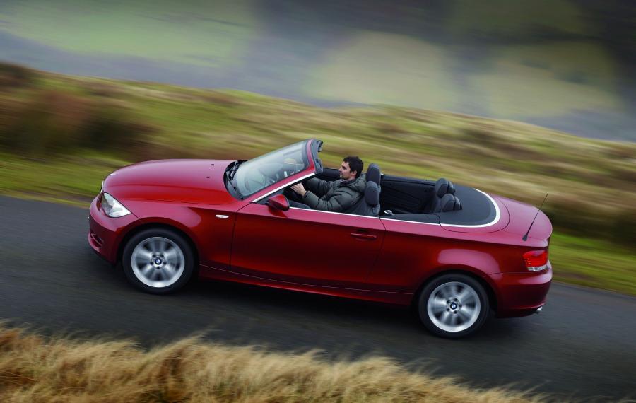 BMW 1-Series Convertible 2008 года  (фото 37 из 52)